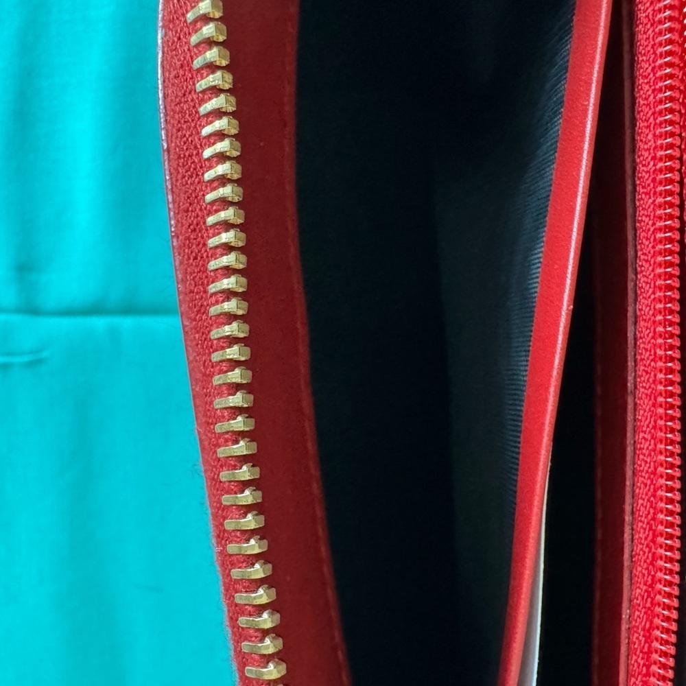 YSL Red Patent Leather Zip Wallet - Picture 14 of 14